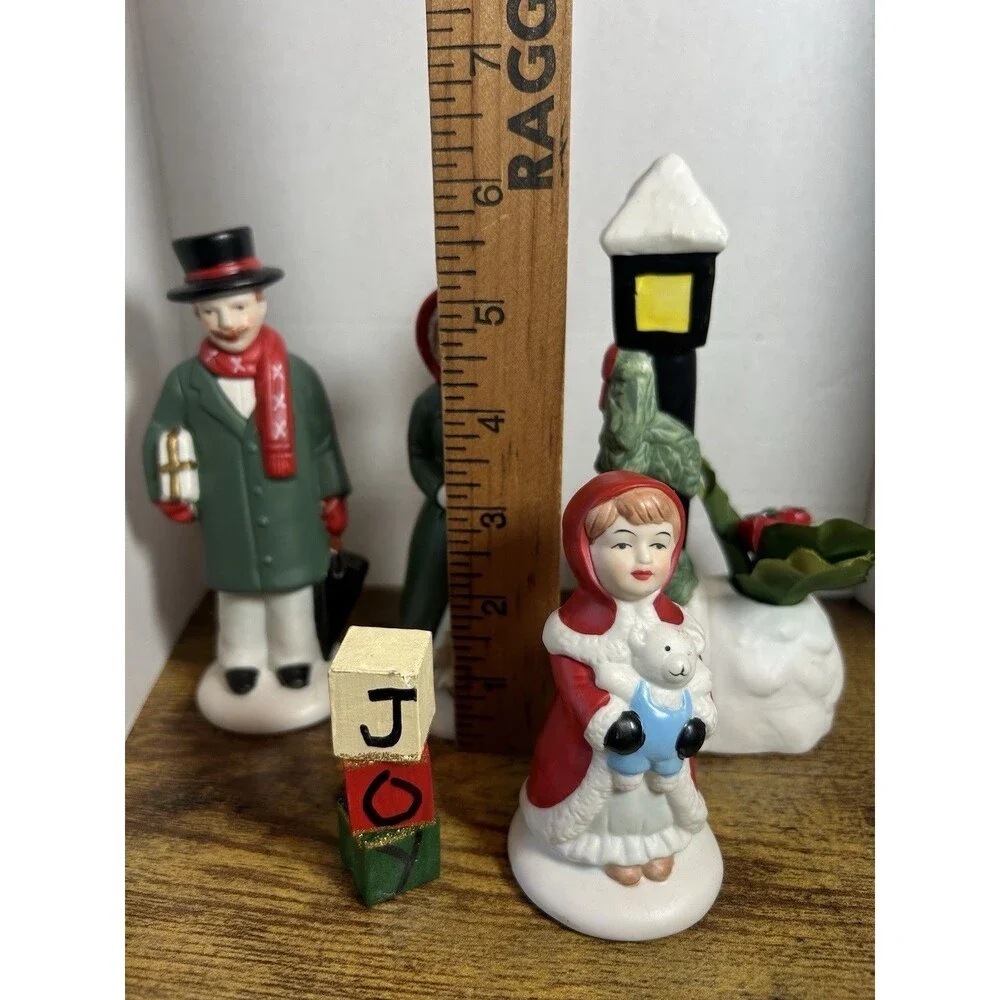 Vintage Christmas Carolers  Ceramic Vintage figures  Village Made In Philippines